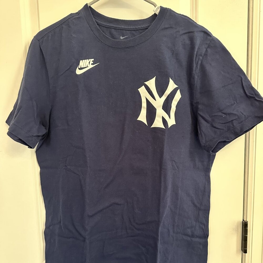 Nike Mens Medium Derek Jeter Yankees